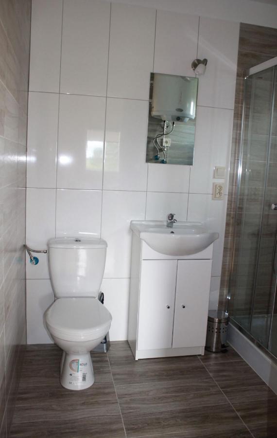 Domki Pokoje Pod Wierzba Sarbinowo Exterior photo
